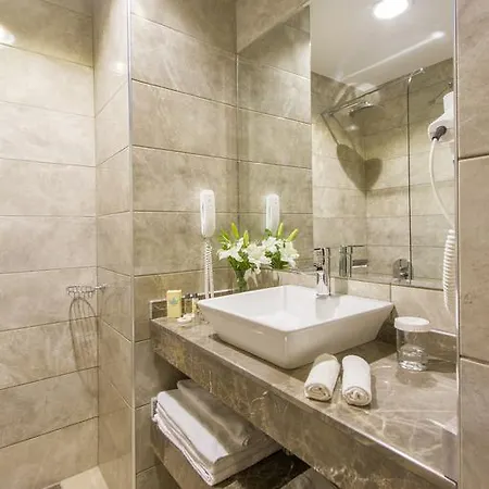 מלון Dogan Royal 3*