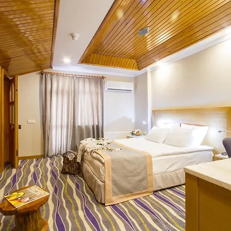 Dogan Royal Hotel